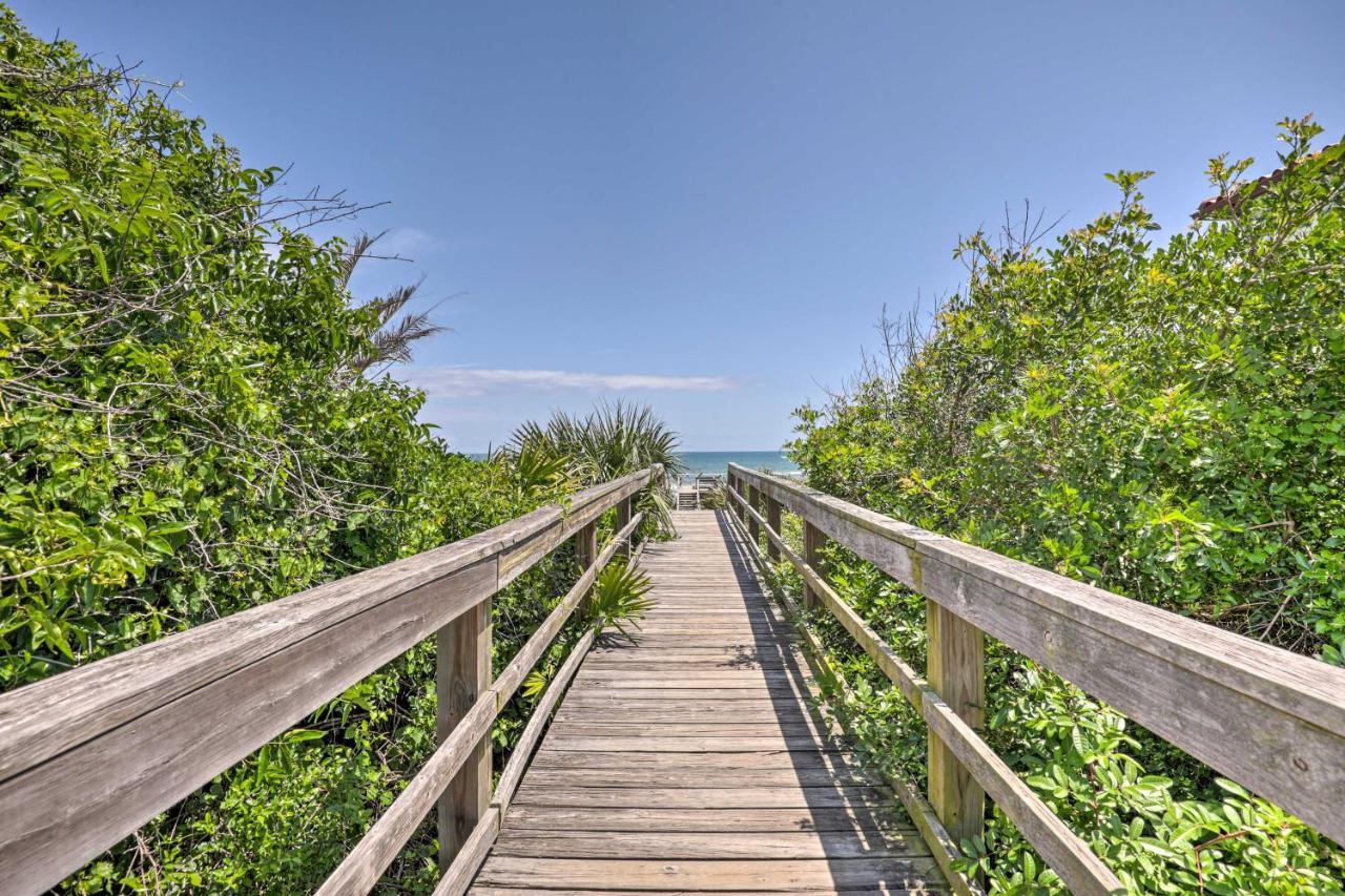 St Augustine Getaway With Porch 1 Block To Beach! Сент-Огастин Экстерьер фото